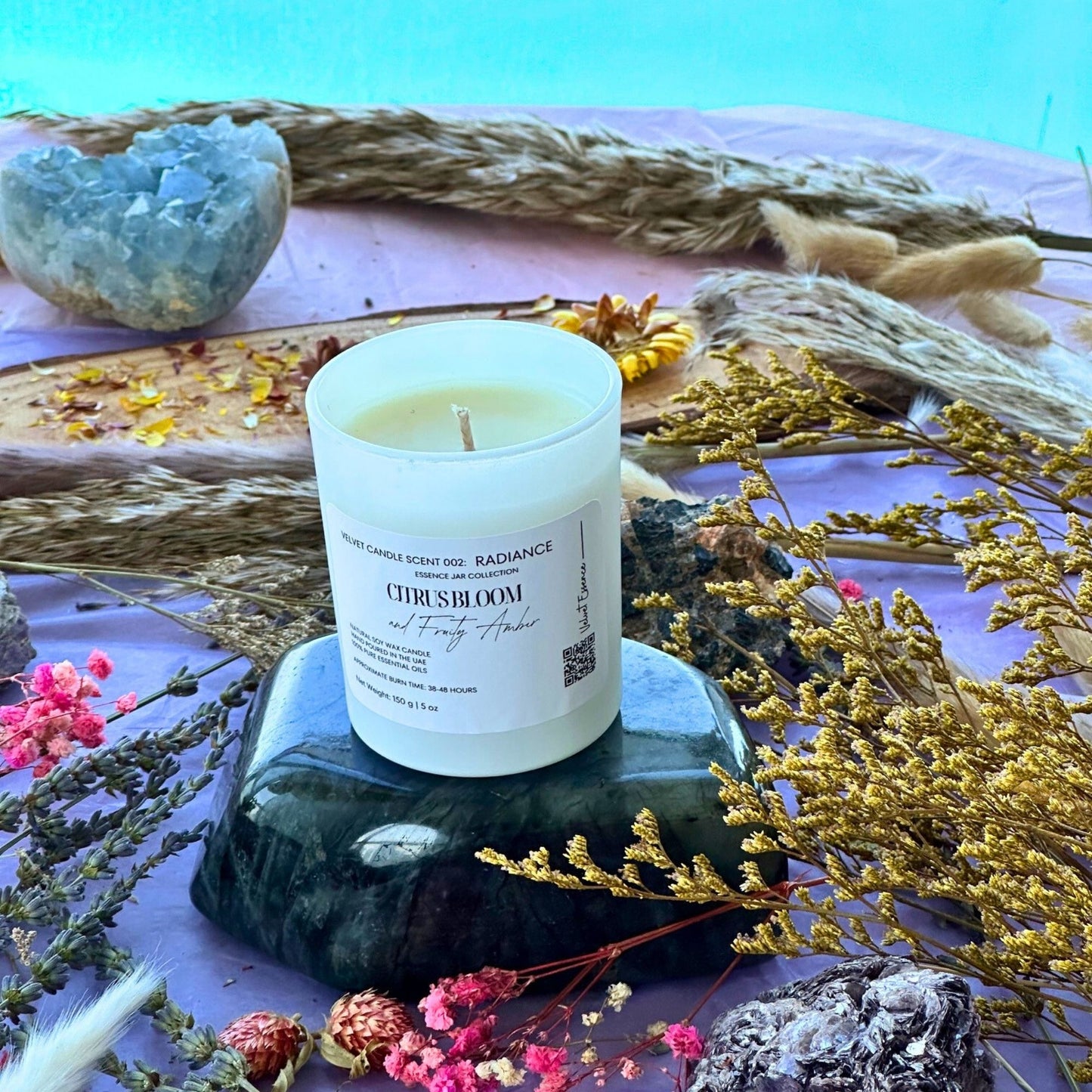 Velvet Candle 002 - Radiance-Essence Jar Collection: Citrus Bloom and Fruity Amber 150g