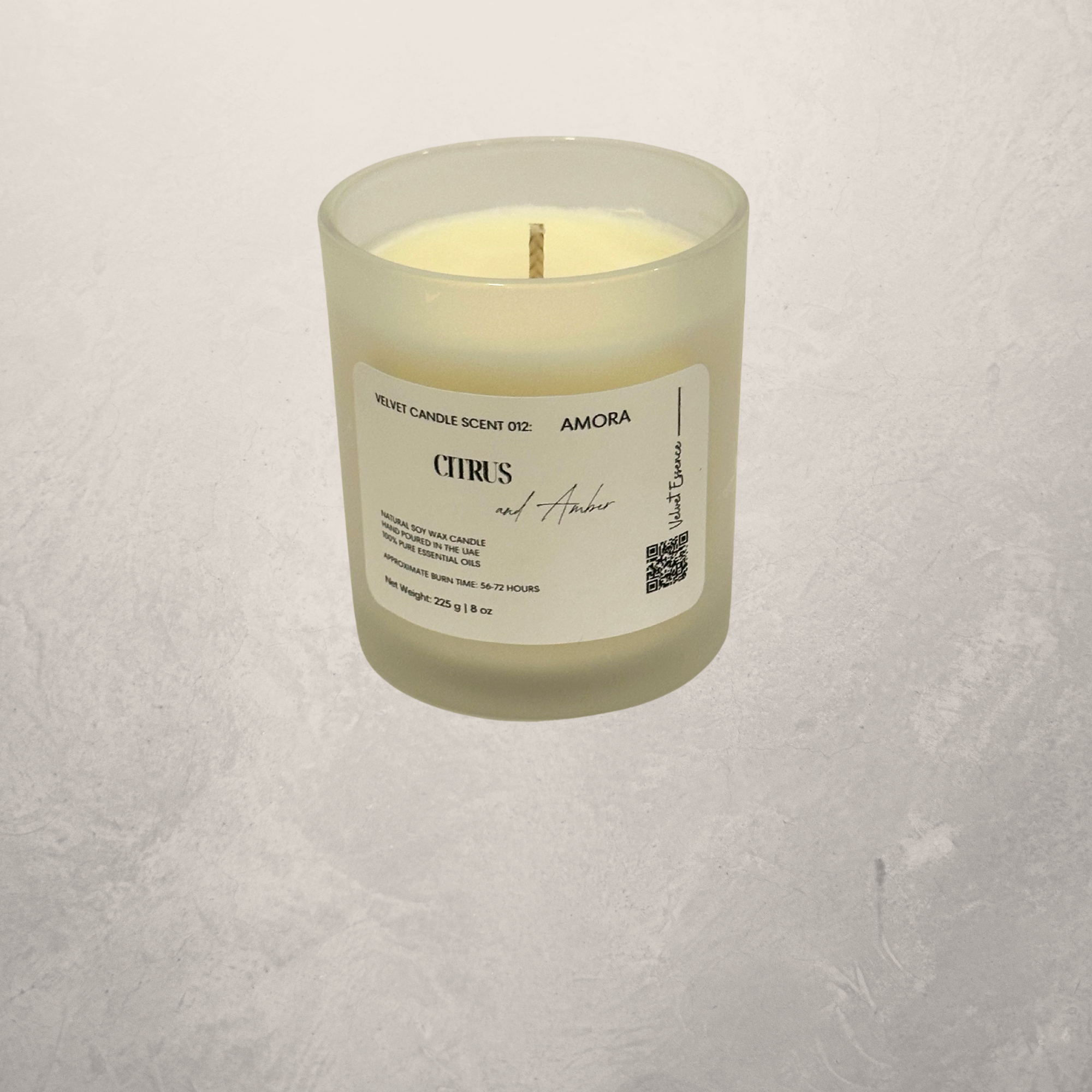 Velvet Candle 012 - Amora - Jar Collection: Citrus and Amber