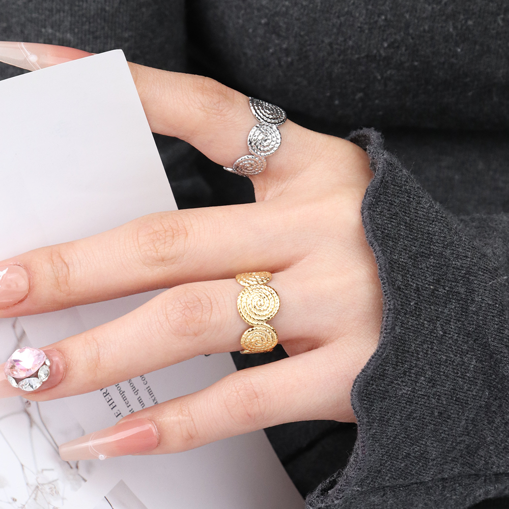 Round Dots Flakes Thread Spiral Twist Resizable Rings - PVD 18k Gold Plated 316L Stainless Steel_R034
