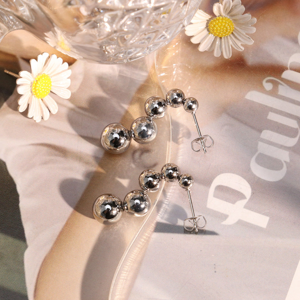Hoop Earrings with Jumping Beads - Silver 316L Stainless Steel with PVD Plating_E022
