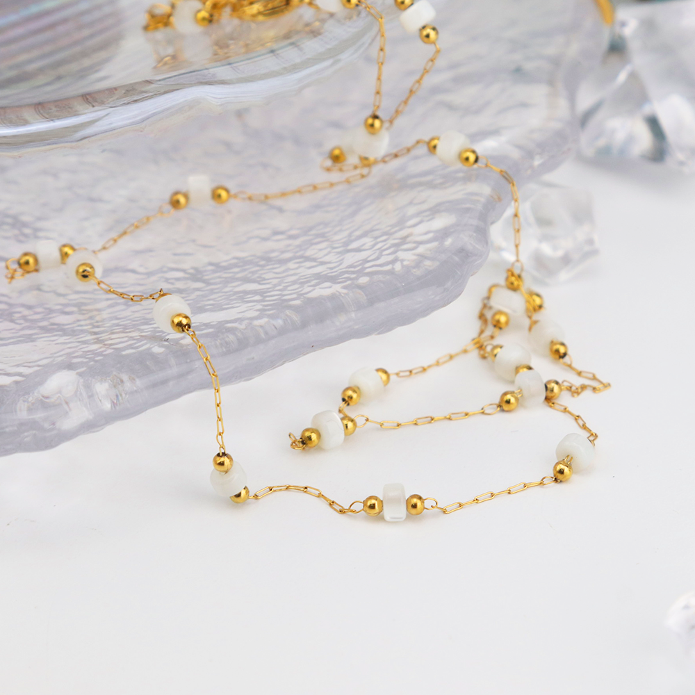 White Sea Shell Beads Hand Craft Beads Chain Necklace - PVD 18k Gold Plated 316L Stainless Steel_N014
