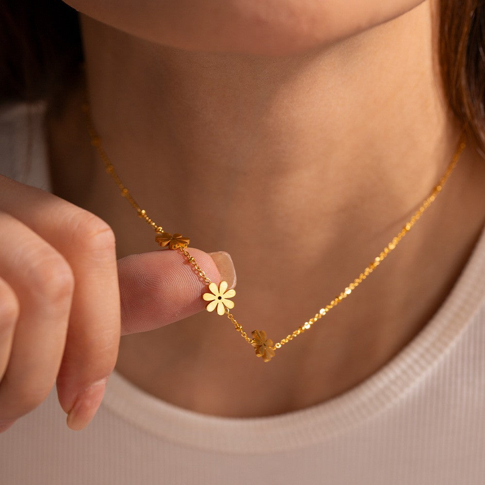 Mini Daisy Flower Set (C Hoop Earrings / Neclace / Rings) PVD18K Gold Plated 316L Stainless Steel_Set003