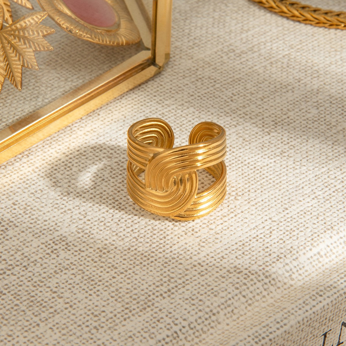 Simple Hollow Wide Open Ring-18K PVD Gold Plated\ 316L Stainless Steel - R056