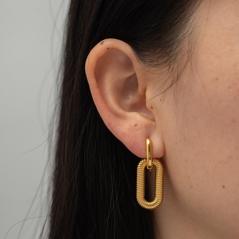 Huggie Earrings - PVD 18k Gold Plated 316L Stainless Steel_E-032