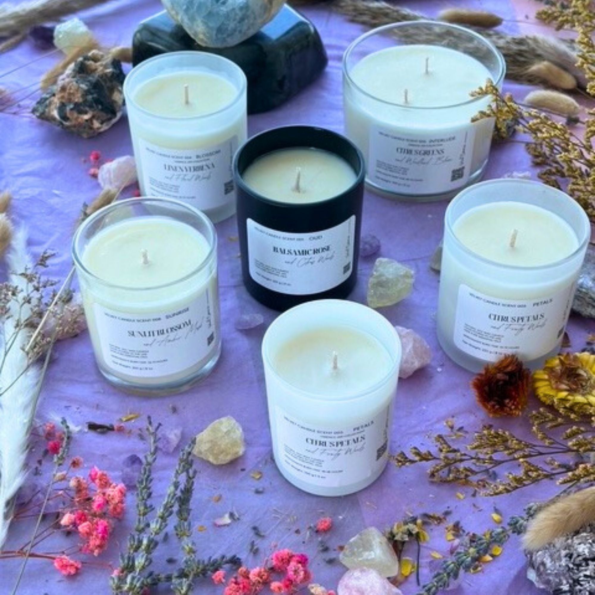 Velvet Candle 011-Cedoria-Jar Collection: Floral and Woody