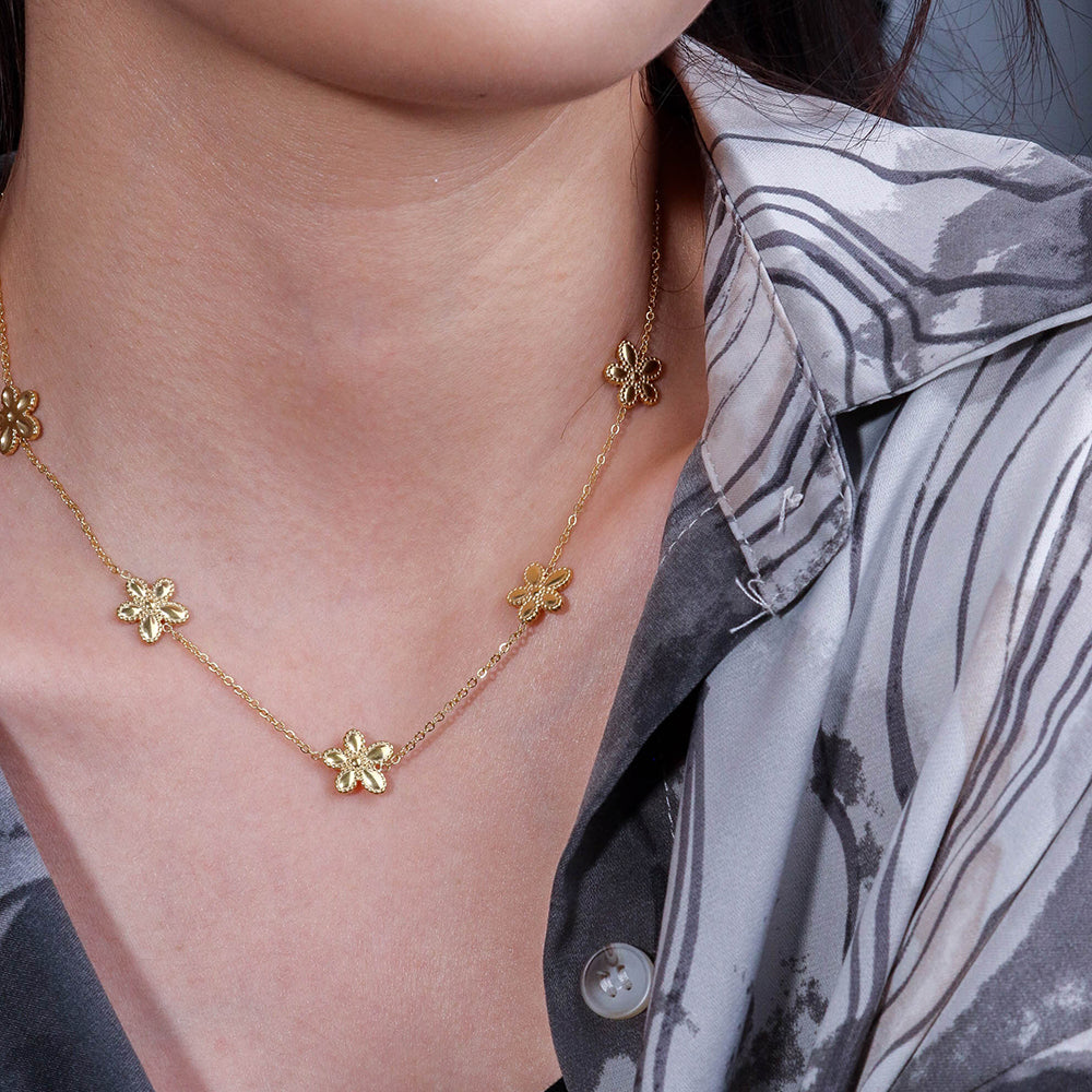 Flower Charms Delicate Chain Necklace - PVD18K Gold Plated 316L Stainless Steel_N059
