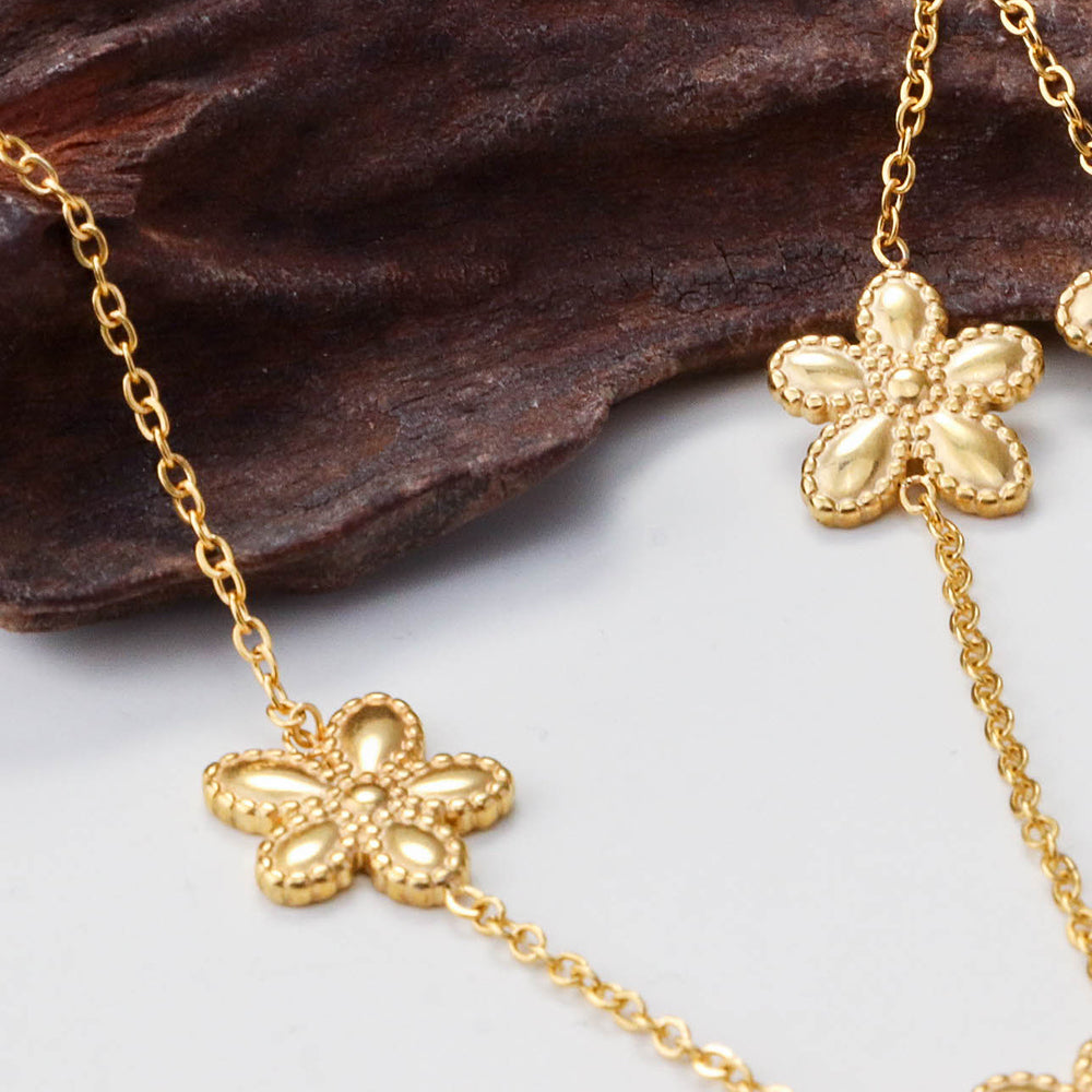 Flower Charms Delicate Chain Recycled Bracelet - PVD 18k Gold Plated 316L Stainless Steel_B017