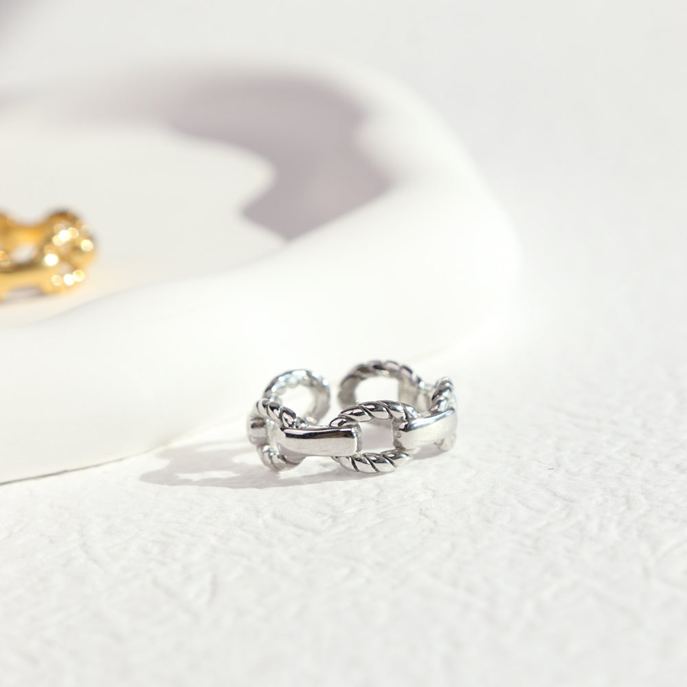 Minimalist Twist Chain Grain Finger Ring - Silver 316L Stainless Steel with PVD Plating_R016