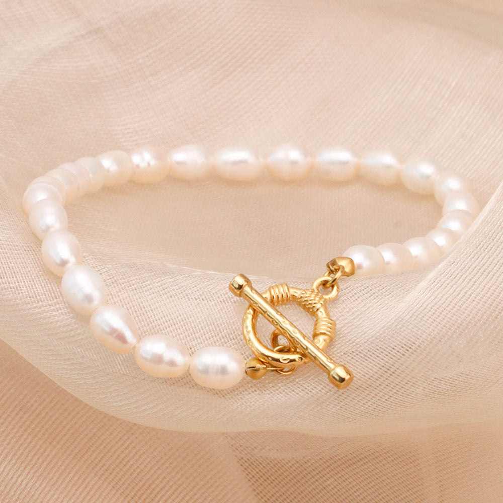 Natural Freshwater Pearl T-bar Clasp Bracelet - PVD 18k Gold Plated 316L Stainless Steel_B014