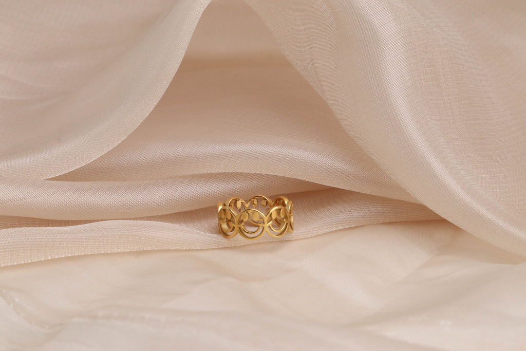 Smile Hollowed-out Ring - 18K PVD Gold Plated 316L Stainless Steel - R062